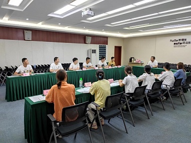 集團(tuán)人力資源部、零管中心聯(lián)合舉辦新員工入職培訓(xùn)